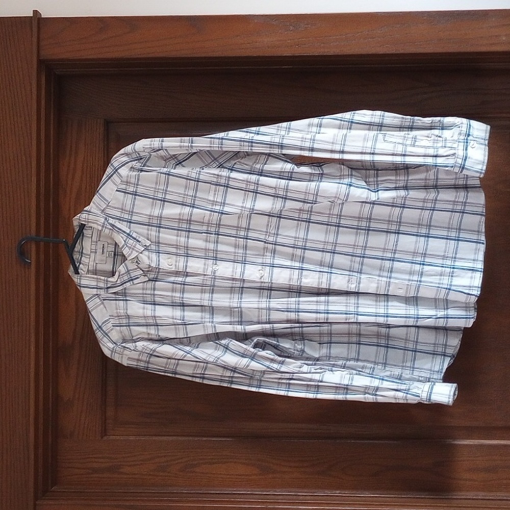 Men's button down long sleeve shirt, white and blue plaid, size XXL